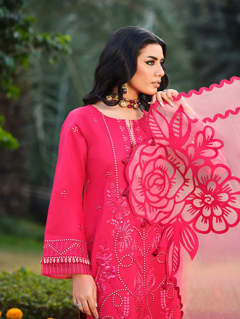 MLL-06  CRIMSON ROSE