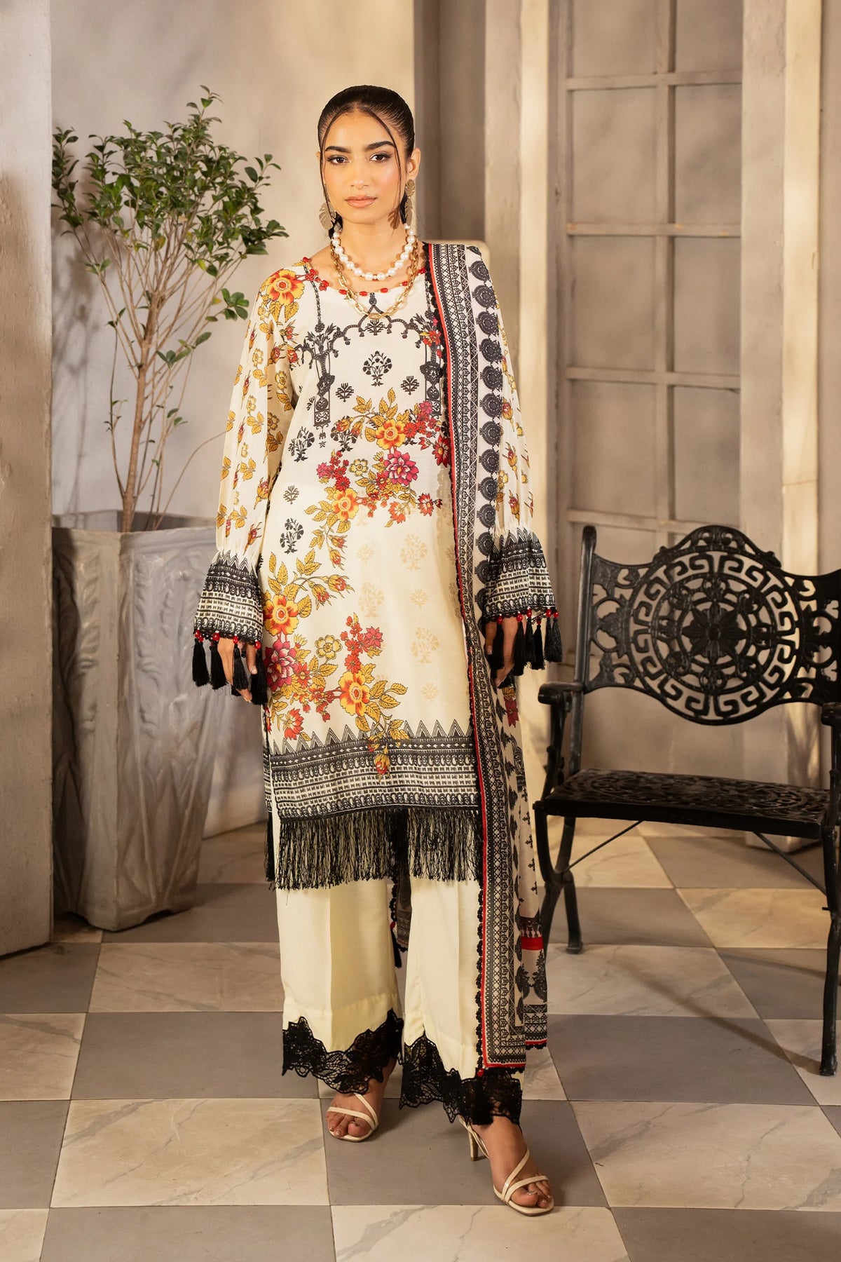 SP-03B  Unstitched 3 Pcs  Printed Cambric